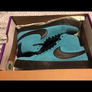 Nike SB Zoom Blazer Mid “Baltic Blue”